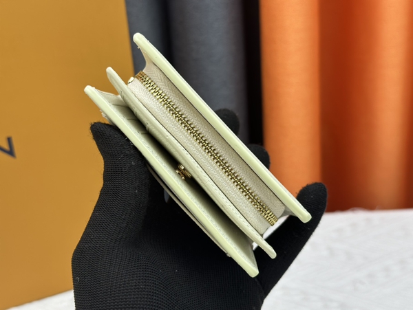 LVコピーウォレット内部構造